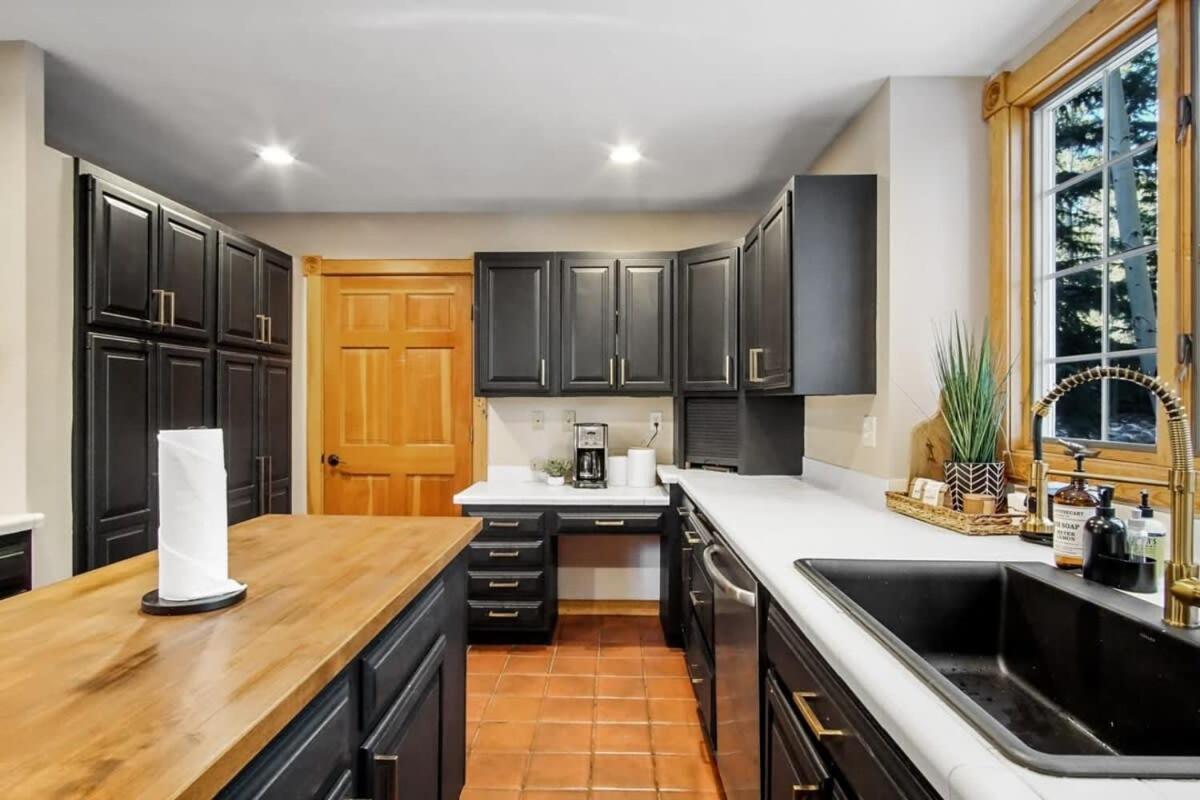 9 Bdr Close To Main Street With Secluded Hot Tub Breckenridge Exterior foto